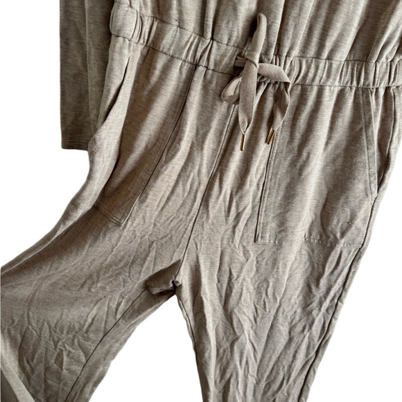 *NWOT* BANANA REPUBLIC Baby Terry Jumpsuit - Picture 5 of 15